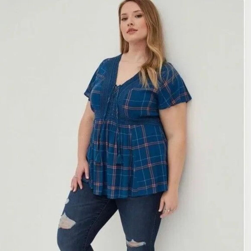 Torrid 2 Babydoll Crinkle Gauze Crochet Inset Lace-Up Top Blue Plaid